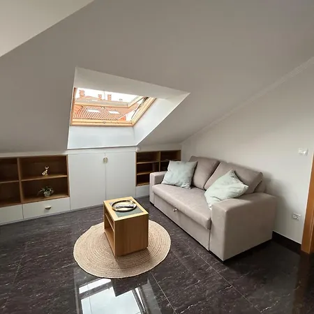 Vista Santa Marina 아파트